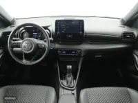 Usado Toyota Yaris Style 116 CV (85 kW) 2022 Azul Utilitario