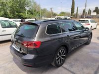 Begagnad VW Passat Executive 150 HK (110 kW) 2022 Grå Kombi