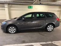 Usado Opel Astra Selective 110 CV (80 kW) 2015 Marrón Familiar