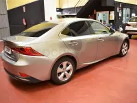 Usado Lexus IS300h Business Edition 223 CV (164 kW) 2020 Beige Berlina
