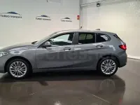 Usado BMW 118 150 CV (110 kW) 2024 Gris / plata Utilitario