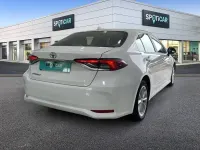 Begagnad Toyota Corolla Active 140 HK (102 kW) 2022 Vit