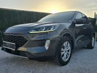Usado Ford Kuga ST-Line 150 CV (110 kW) 2022 Gris / plata SUV
