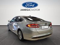 Usado Ford Mondeo Titanium 187 CV (137 kW) 2021 Plateado Berlina