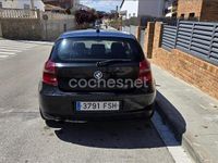 Usado BMW 118 143 CV (105 kW) 2007 Negro Utilitario