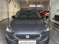 Usado Seat Leon Style 115 CV (84 kW) 2020 Gris / plata Berlina
