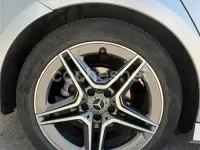 Usado Mercedes A180 136 CV (100 kW) 2024 Gris / plata Berlina
