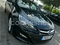 Usado Opel Astra Selective 110 CV (80 kW) 2015 Verde Berlina