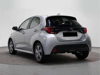 Usado Toyota Yaris Hybrid Active 116 CV (85 kW) 2024 Utilitario