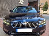 Usado Skoda Superb SportLine 150 CV (110 kW) 2019 Negro Berlina
