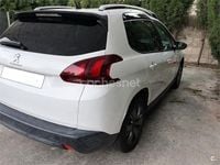 Usado Peugeot 2008 Signature Sky 82 CV (60 kW) 2018 Blanco SUV