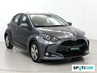 Usado Toyota Yaris Hybrid Active 116 CV (85 kW) 2024 Gris Berlina