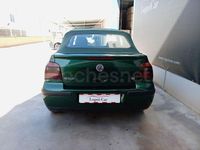 Usado VW Golf Cabriolet Highline 100 CV (73 kW) 1999 Verde Descapotable