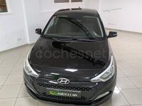 Usado Hyundai i20 84 CV (61 kW) 2017 Negro Berlina