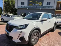 Usado Peugeot 2008 Active 110 CV (80 kW) 2022 Blanco SUV