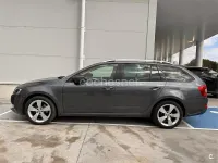 Usado Skoda Octavia Ambition 150 CV (110 kW) 2016 Gris / plata Familiar