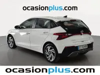Usado Hyundai i20 100 CV (73 kW) 2024 Blanco Utilitario
