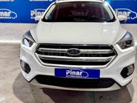 Usado Ford Kuga Trend 150 CV (110 kW) 2019 Blanco SUV