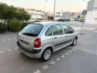 Usado Citroën Xsara Picasso 90 CV (66 kW) 2007 Plateado Monovolumen
