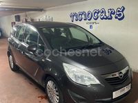 Usado Opel Meriva Expression 95 CV (69 kW) 2012 Gris / plata Monovolumen