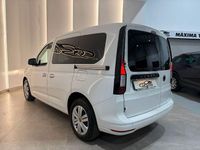 Begagnad VW Caddy Maxi 102 HK (75 kW) 2023 Vit Minibuss