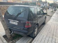 Usado Mercedes ML270 Edition 163 CV (119 kW) 2005 Negro SUV