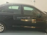 Usado Seat Toledo Style 105 CV (77 kW) 2013 Negro Utilitario