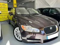 Usado Jaguar XF Premium Luxury 275 CV (202 kW) 2011 Granate Berlina