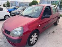 Usado Renault Clio II Campus 85 CV (62 kW) 2004 Rojo Berlina