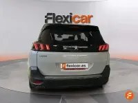 Usado Peugeot 5008 GT 130 CV (95 kW) 2022 Blanco SUV