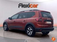 Usado Dacia Jogger Expression 110 CV (80 kW) 2024 Rojo Monovolumen