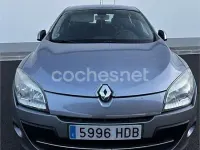 Usado Renault Mégane 110 CV (80 kW) 2011 Gris / plata Berlina