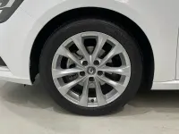 Usado Renault Mégane IV Zen 110 CV (80 kW) 2017 Blanco Berlina