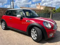 Usado Mini Cooper D 110 CV (80 kW) 2009 Rojo Utilitario