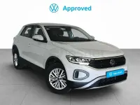 Usado VW T-Roc 110 CV (80 kW) 2023 Gris / plata SUV