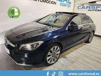 Usado Mercedes CLA220 Shooting Brake 177 CV (130 kW) 2018 Azul Familiar