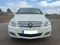 Usado Mercedes B180 109 CV (80 kW) 2012 Blanco Utilitario