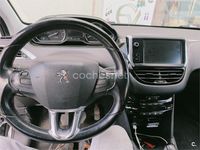 Usado Peugeot 208 Allure 110 CV (80 kW) 2016 Blanco Utilitario