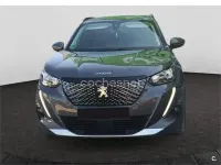 Usado Peugeot 2008 Allure 110 CV (80 kW) 2021 Gris / plata SUV