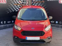 Usado Ford Tourneo Trend 101 CV (74 kW) 2021 Rojo Van
