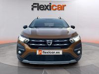 Usado Dacia Sandero Essentiel 101 CV (74 kW) 2021 Amarillo Utilitario