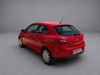 Usado Seat Ibiza SC Reference 105 CV (77 kW) 2009 Rojo Utilitario