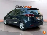 Usado Kia Carens 136 CV (100 kW) 2017 Azul Monovolumen