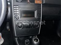 Usado Mercedes B170 116 CV (85 kW) 2008 Gris / plata Monovolumen