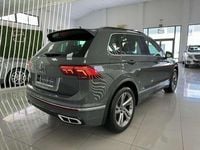 Usado VW Tiguan R-line 150 CV (110 kW) 2022 Gris SUV