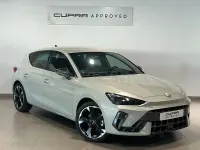 Usado Cupra Leon 204 CV (150 kW) 2025 Gris / plata Berlina