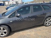 Usado Opel Astra Sportive 110 CV (80 kW) 2011 Gris / plata Familiar