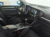 Usado Renault Mégane GrandTour Zen 140 CV (102 kW) 2020 Gris / plata Familiar