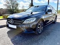 Usado Mercedes C220 194 CV (142 kW) 2018 Negro Familiar