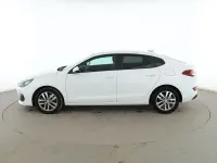 Usado Hyundai i30 120 CV (88 kW) 2020 Blanco Berlina